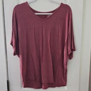 Maurices Dusty Rose V-Neck Short Sleeve Tee